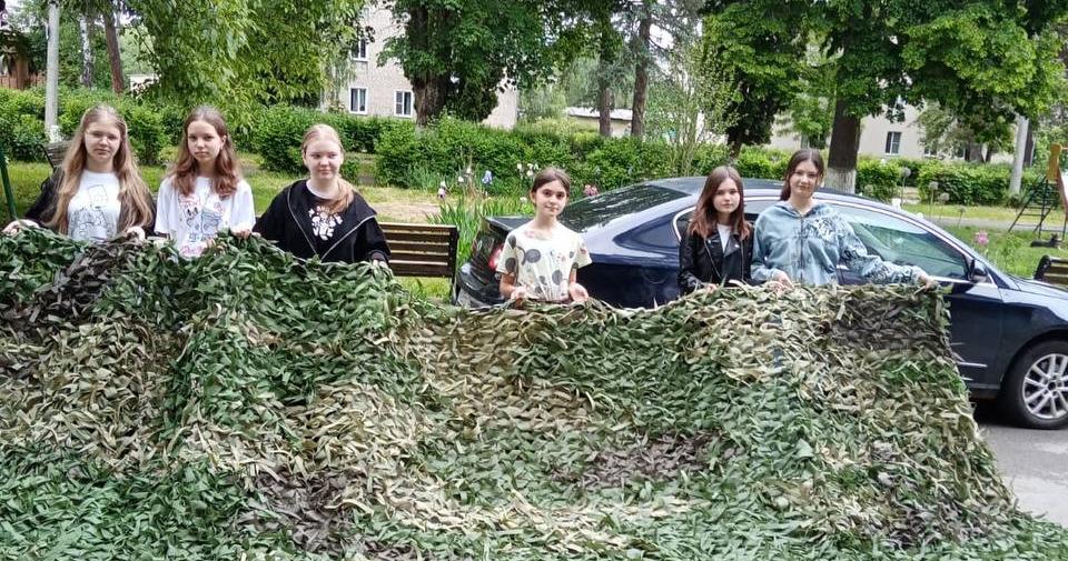 В зону СВО из Карачаево-Черкесии направили очередную партию маскировочных сетей