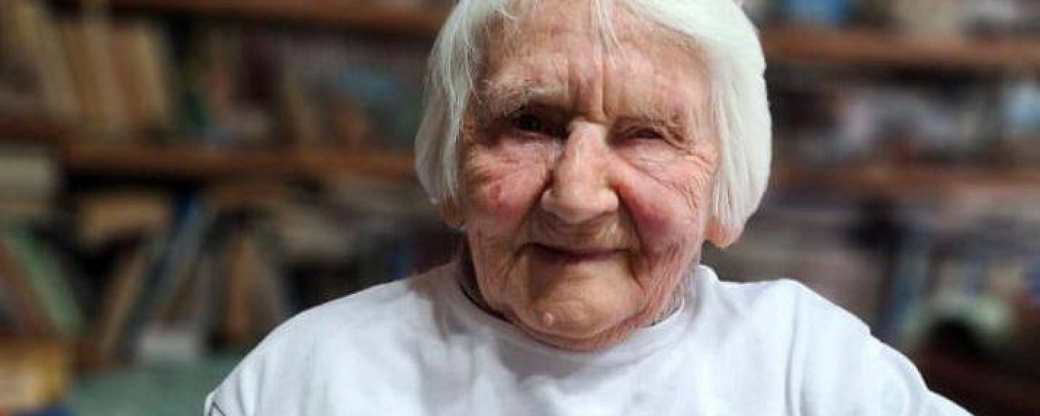 В КЧР 95-летний юбилей отметила труженица тыла Ирина Утякова