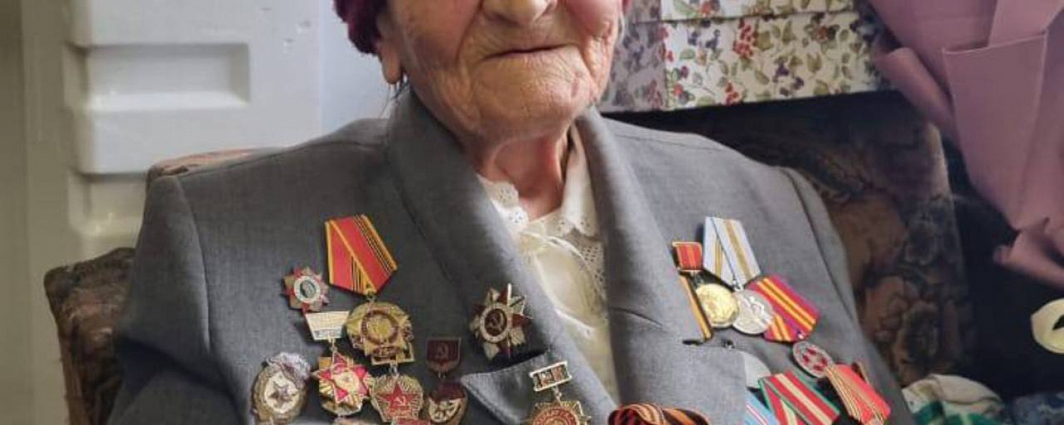 102 года исполнилось ветерану Великой Отечественной войны Наталье Нарожней